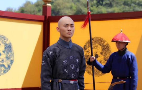 永珹在历史上是什么下场？与弟弟永琪的待遇堪比天上地下