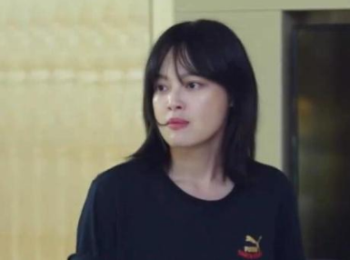 《带着爸爸去留学》辛芷蕾当后妈斗继女，性子泼辣脾气飒人如其名