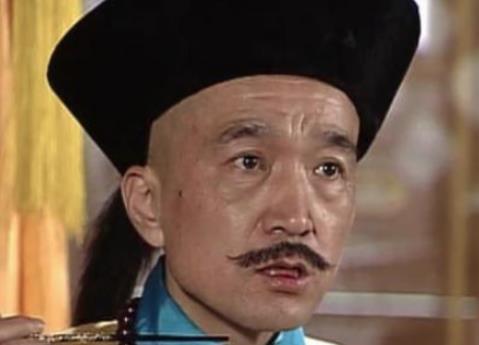 乾隆让刘墉去跳河，刘墉说句话救了自己