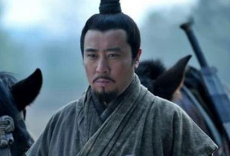 公孙瓒麾下有一支兵队，令人闻风丧胆却被袁绍歼灭