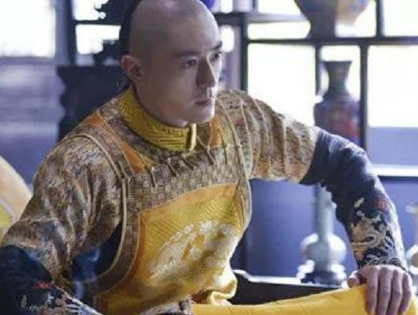 乾隆给嘉庆派了什么样的人 竟然连续救他性命呢