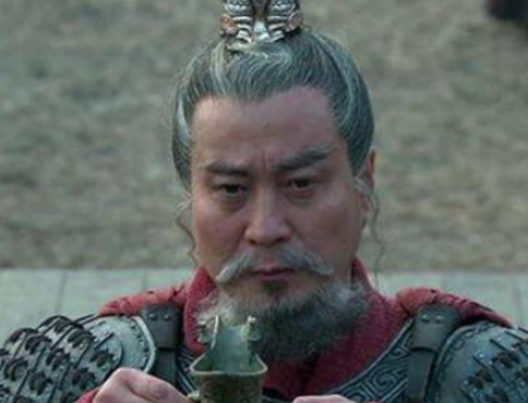 被袁绍视作头号大敌之人，到底是何方神圣？
