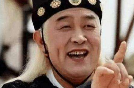 魏忠贤祸乱朝廷为什么明朝能压制后金呢 他都做了什么事情