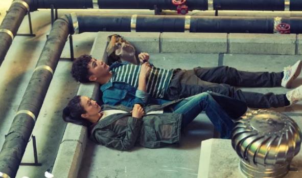 《在远方》什么时候播出？主要讲了什么故事？