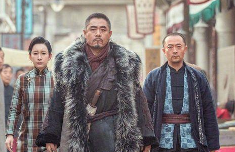 《老酒馆》的评分为什么下跌？是有人恶意差评吗？