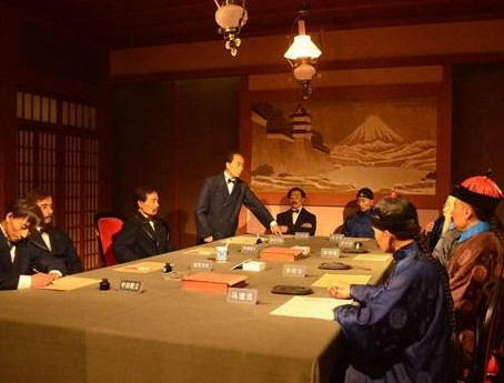 列强为什么争着抢着借给清朝钱 他们为何会这么“仗义”呢