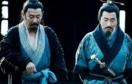 古代大臣被君王怀疑该怎么做？看看萧何如何保命！