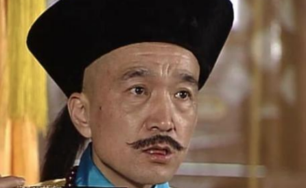 乾隆让刘墉去跳河,刘墉说了什么救了自己?