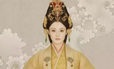 芈月和秦始皇之间到底是什么关系 秦始皇应该叫她什么