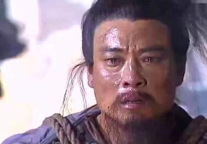 诸葛亮为何不让马谡戴罪立功 而是直接处死他呢