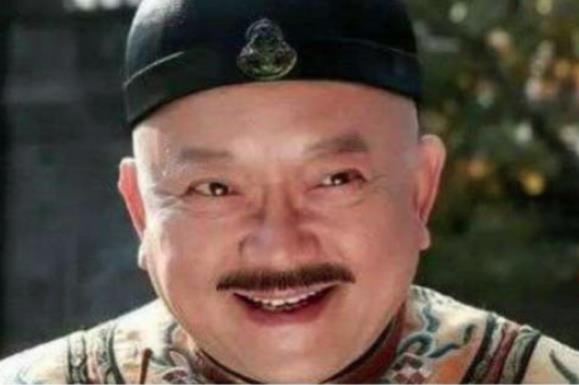 群臣都说和珅想造反，嘉庆为什么不灭他全家？