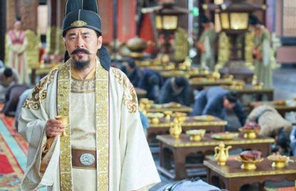 朱元璋比刘邦如何？朱元璋为何屠杀功臣不愿放他们回乡？