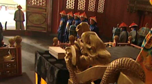 嘻说九子夺嫡:胤禛一句话,将两人的面具揭开,打破了康熙朝的平衡?