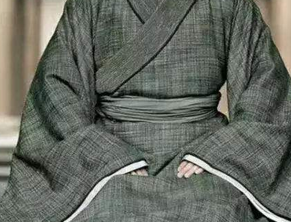 古人的袖子到底是怎么设计的 为什么放进去的东西不会掉下来呢