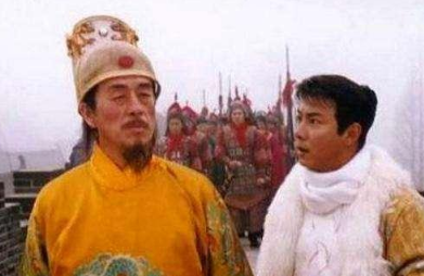 沈万三帮朱元璋修完长城朱元璋很高兴，为什么后来沈万三却被发配了？