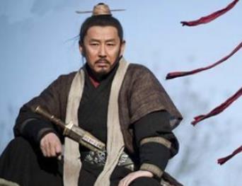 韩信手握30万大军的时候，刘邦项羽手里多少兵？