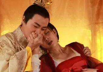 皇帝死前最宠爱皇后，死前却让她陪葬