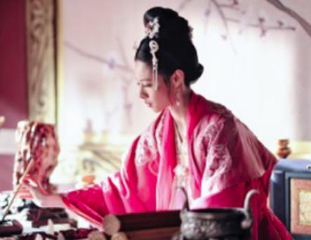 《东宫》明月是好是坏？她的结局是什么？