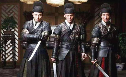 古代皇帝是如何保证侍卫们的忠心 他们又是怎么做的