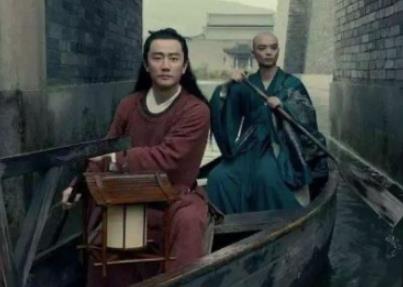 他是唐朝最成功诗人，诗歌成就极高名满天下且仕途顺利