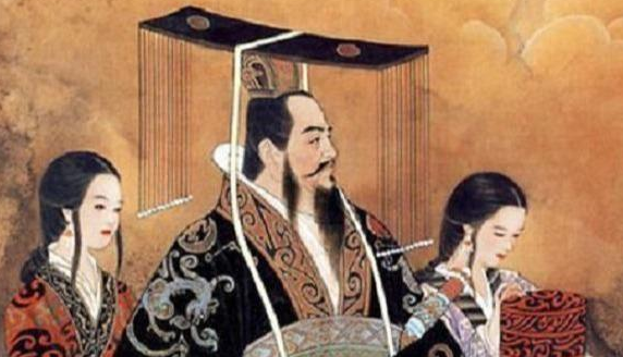 汉朝的时候都是穿什么衣服？有现在的那种裤子吗