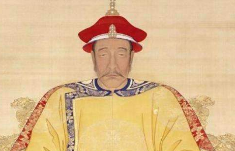 清朝八旗军编制中牛录有多少人？甲喇又有多少人