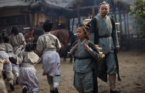 南唐的创立者李昪有着哪些轶事趣闻？他是怎么当上皇帝的