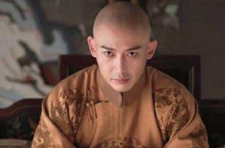 她去世时只是侍妾，最后还和乾隆合葬