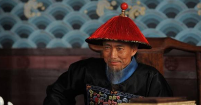 于成龙贵为清朝一品大员 为什么从来不带妻儿老小呢