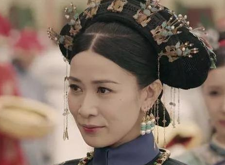 那拉氏做错了什么死后都没名分？乾隆爱过那拉氏吗？