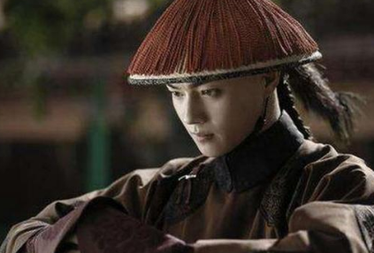 富察傅恒：荣耀一生，妻子是满洲第一美人！