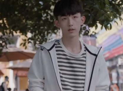 《少年派》钱三一不是喜欢林妙妙吗 他为什么接受小琪的告白呢