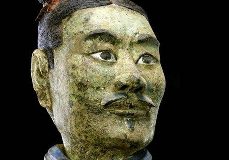 兵马俑当中最特别的是哪一个？为什么不被展出？