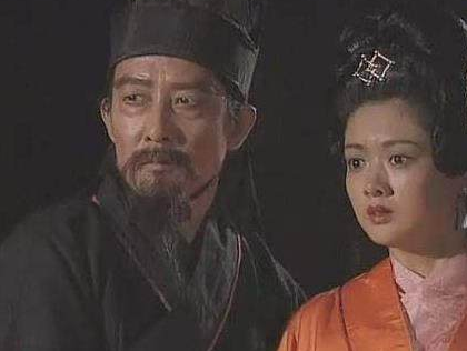 蔡邕和董卓之间到底是什么关系 王允为什么坚持杀死他呢