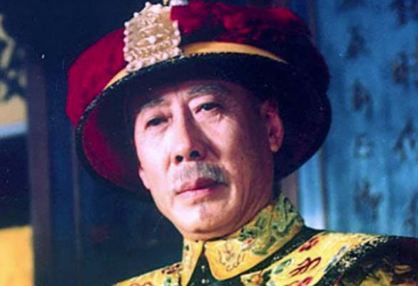 乾隆办了两件事，违抗雍正忤逆顺治，他为什么这样做？