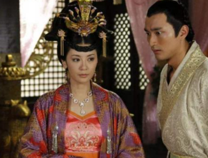 武则天为何在选择继承人时摇摆不定呢 她为什么想传位给武氏的人呢