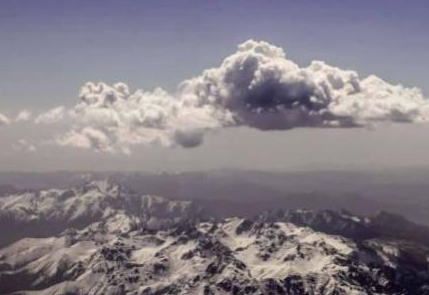 昆仑山作为传说中神灵住的地方 为何皇帝不将陵墓修建在上面呢