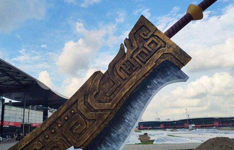 倚天剑和屠龙刀是谁造的？他们为什么要这么做？