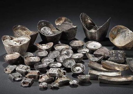 既然皇帝说的话就是圣旨 为何没有出现假传圣旨的人呢