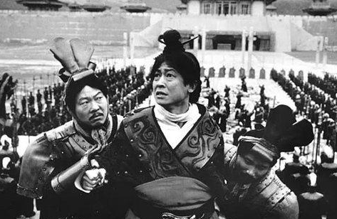 嫪毐是个怎么样的人？嫪毐是怎么败给嬴政的？