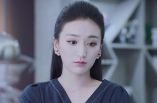 《世界欠我一个初恋》张思芮喜欢谁？她最后和谁在一起？