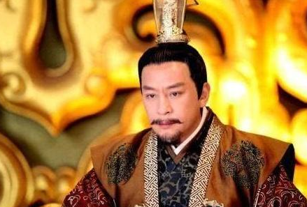 他身为唐代的一名小官 却因王爷打了八下连升八级