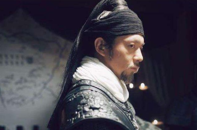 白起和范雎结怨后,秦昭襄王为何选择除掉白起,而不是范雎呢?