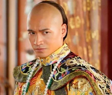 雍正的四大权臣之中 为什么只有此人没有被乾隆打压呢