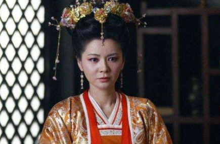 她10岁被皇帝看中,怀孕生皇子,最终却红颜薄命?