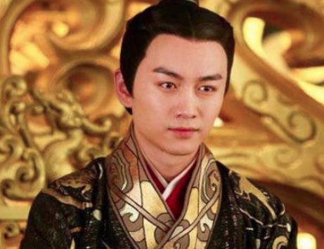 皇帝面对敌人忍辱负重，忍了五年才大仇得报