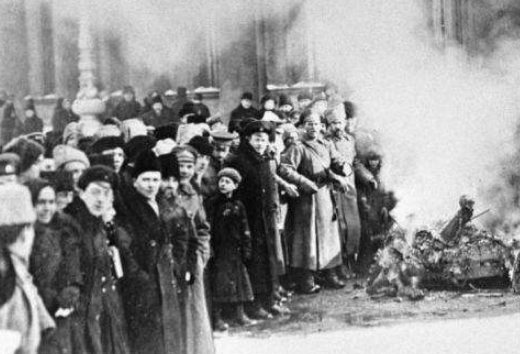 1917年俄国革命的结果如何？有何影响？