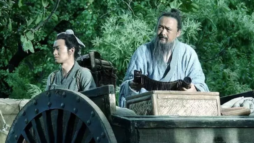 为什么说孔子是一名穿越教育家？原因是什么