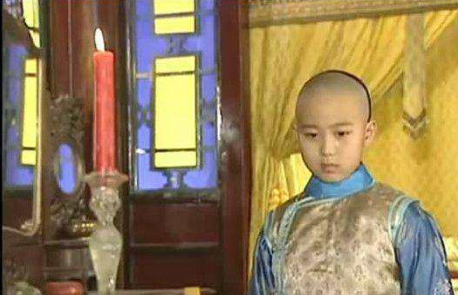 永璂到死也没有得到任何的封号 直到十几年后才得到追封