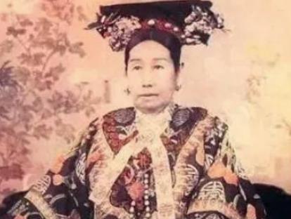 慈禧对听戏几尽奢靡，听完为何把唱戏的打了一顿？